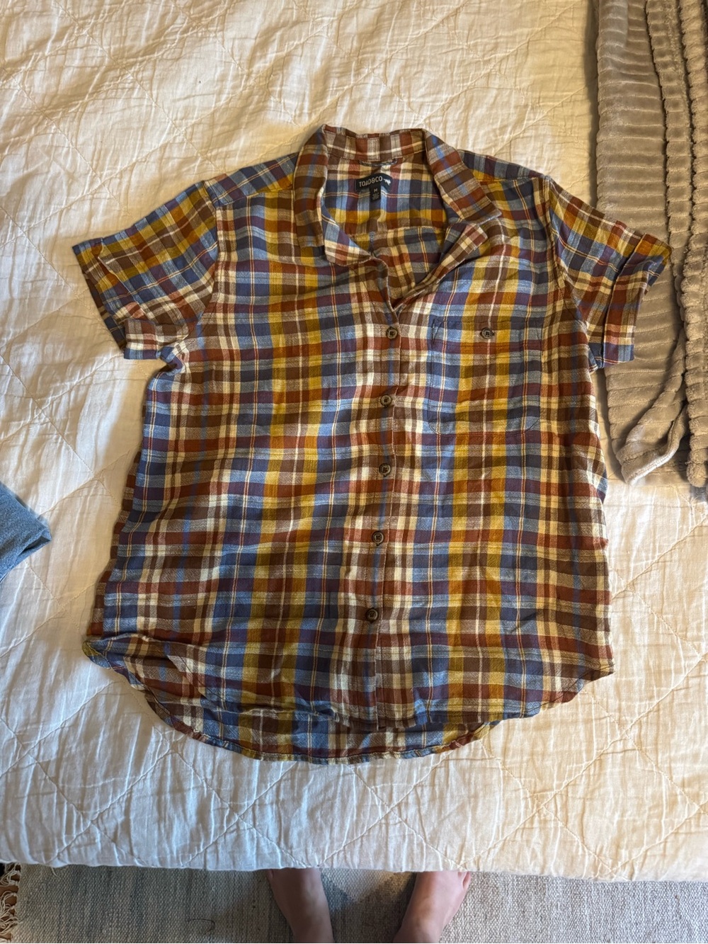 Toad&Co Short-Sleeve Plaid Button-Down in Blue, Brown & Yellow
